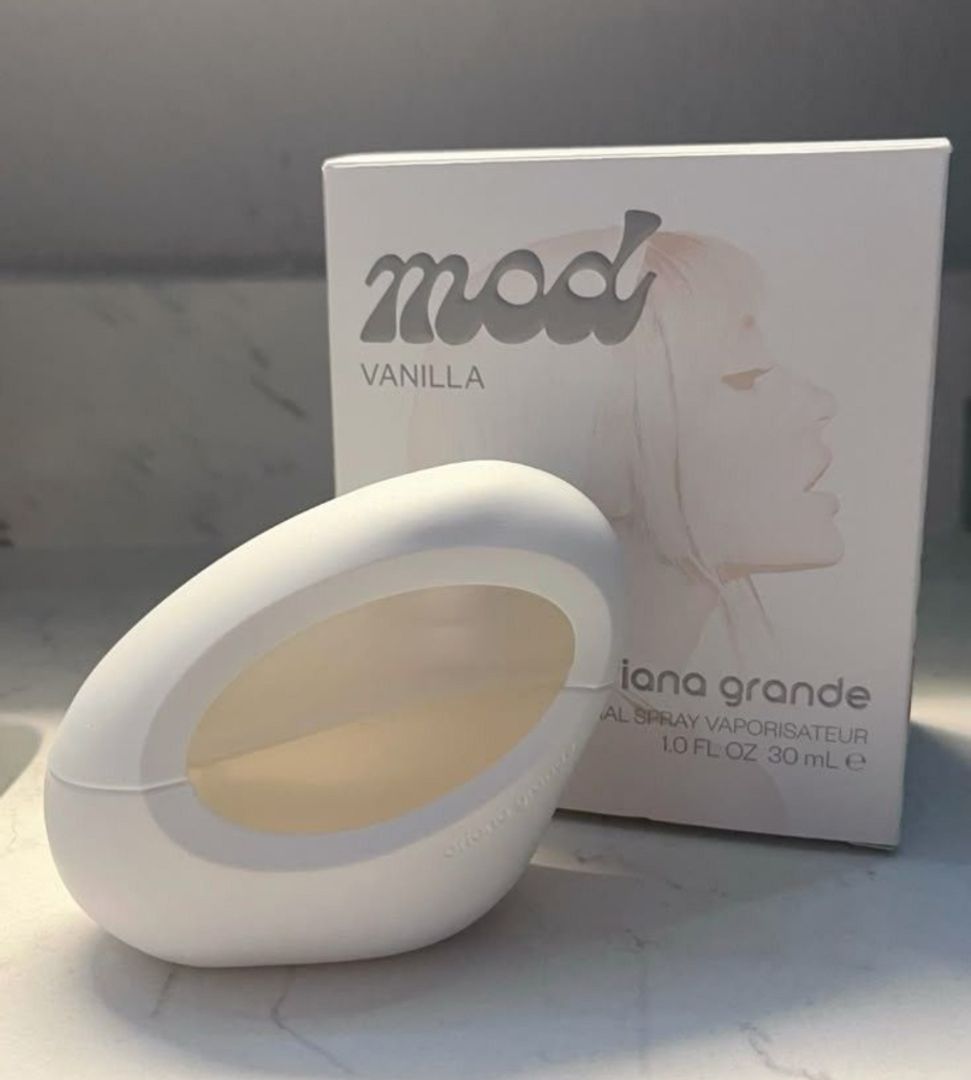 Perfume 1.1 mod vainilla Ariana grande 