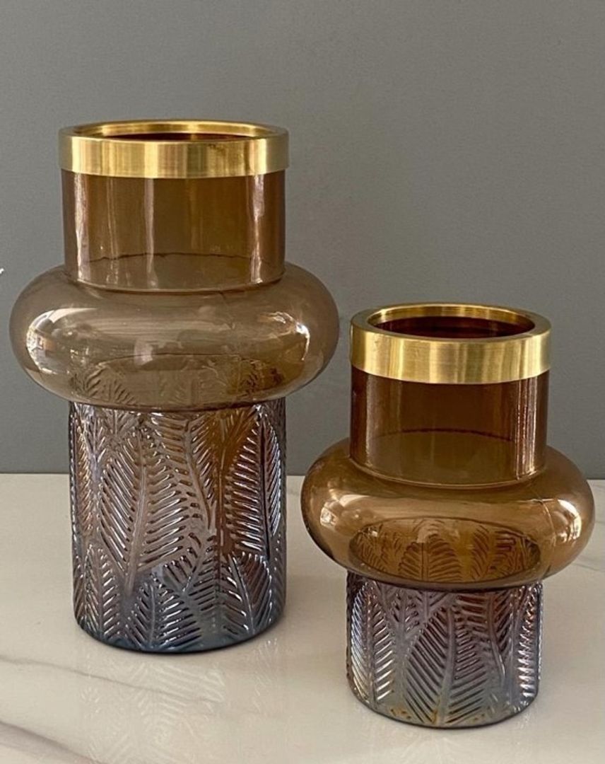 Floreros de cristal.