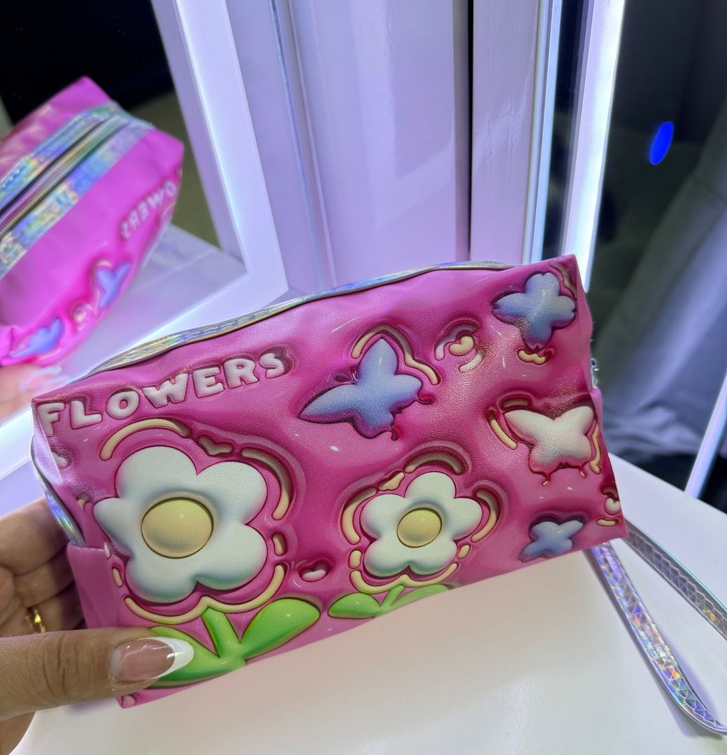 Cosmetiquera kawaii