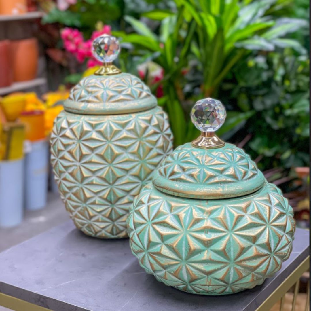 Anfora verde menta con dorado