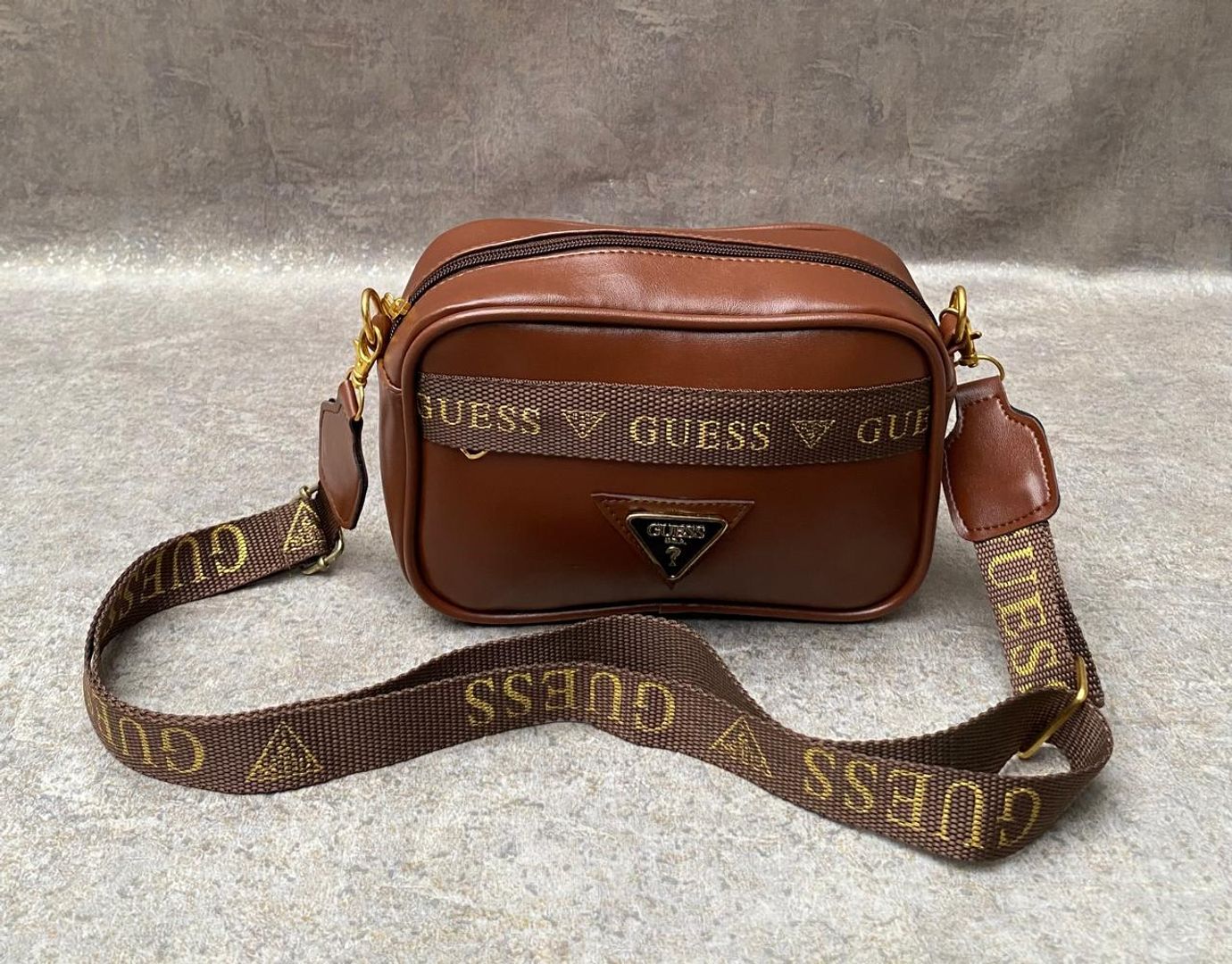 Manos Libre Guess para Dama