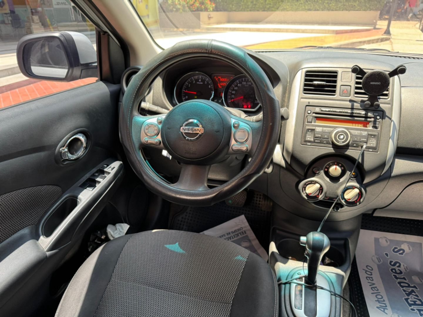 NISSAN VERSA 1.6L AUT ADVANCE 2015