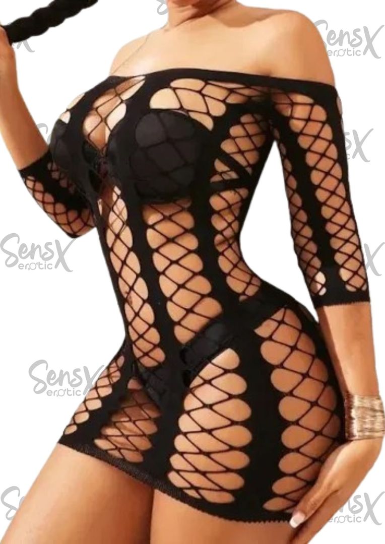 VESTIDO DE MALLA, MANGAS CORTAS