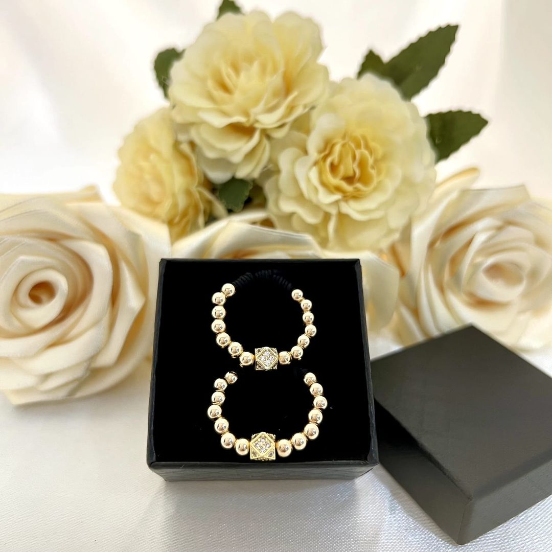 ANILLO ARTESANAL HERRAJE CÚBICO CIRCONIAS