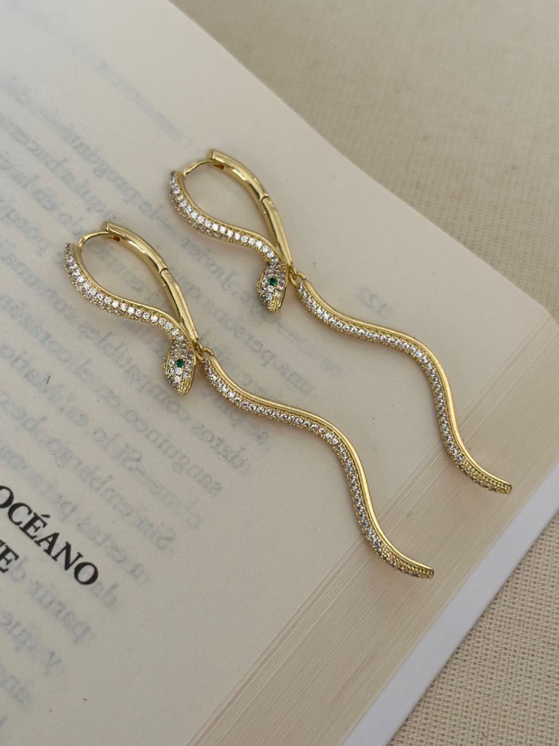 Arete largo serpiente 