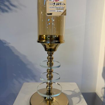 Imagen del producto CANDELABRO DORADO CON BRISERO