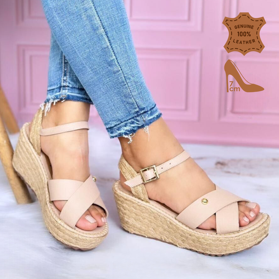 Sandalia en cuero 100%