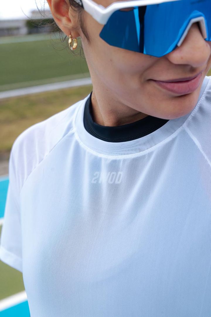 CAMISETA MALLA BLANCA 