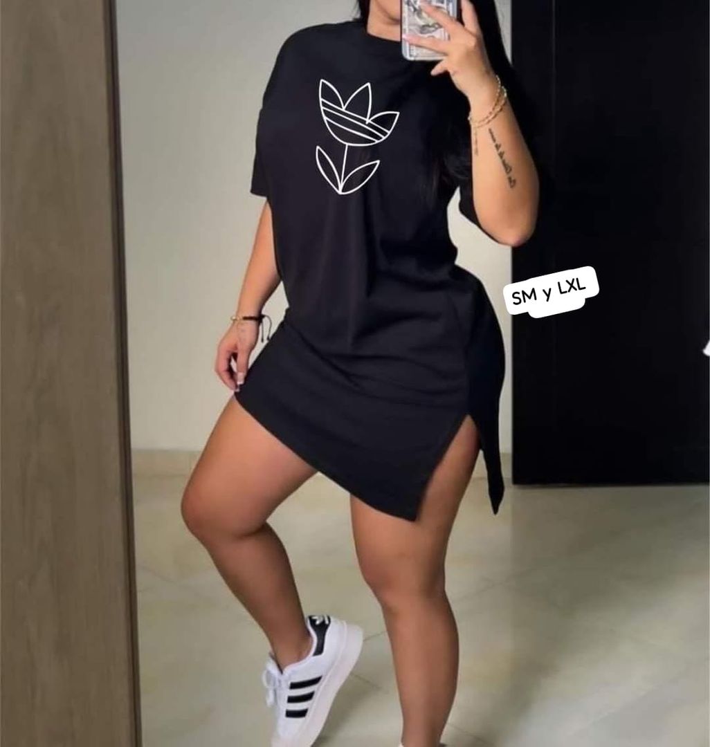 VESTIDO CON ABERTURA 