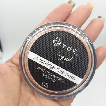 Imagen del producto maquillaje cremoso de bardot  
