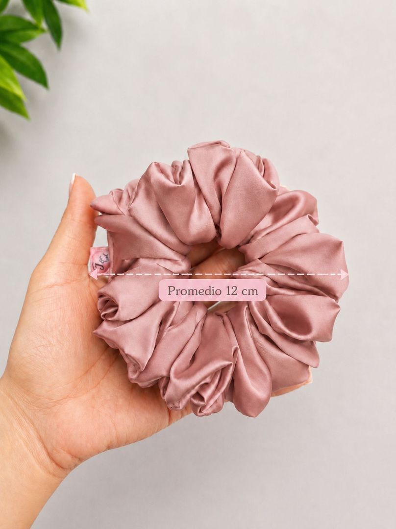 Scrunchie Deluxe