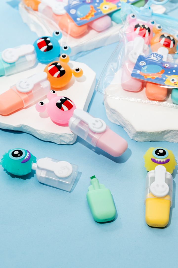 RESALTADORES MOUNSTROS 