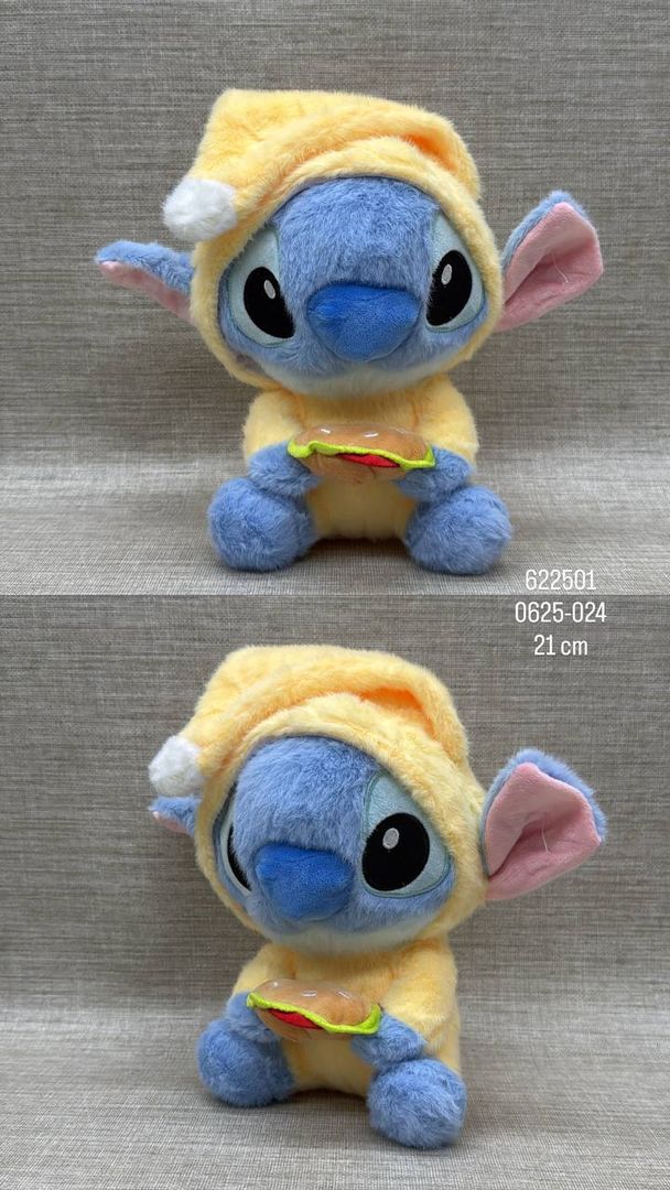 STITCH CON PIYAMA SURTIDO 21 CM