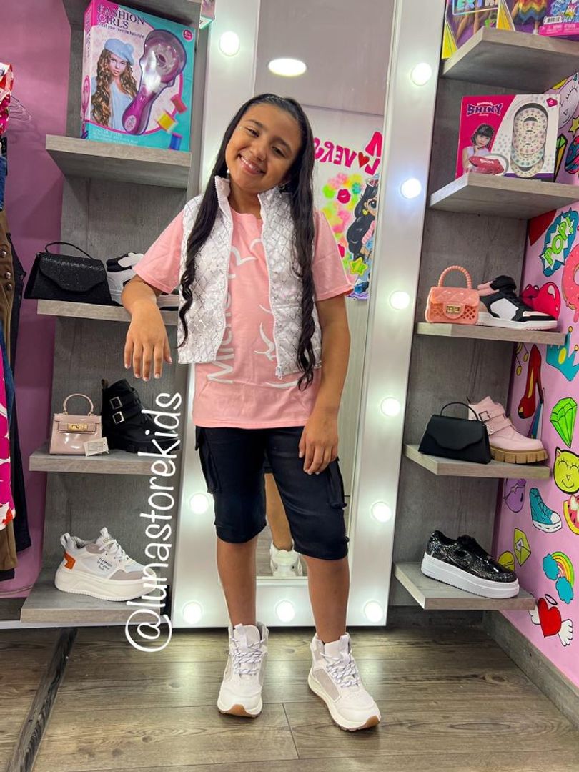 CB solo talla 6/8 y 2/4