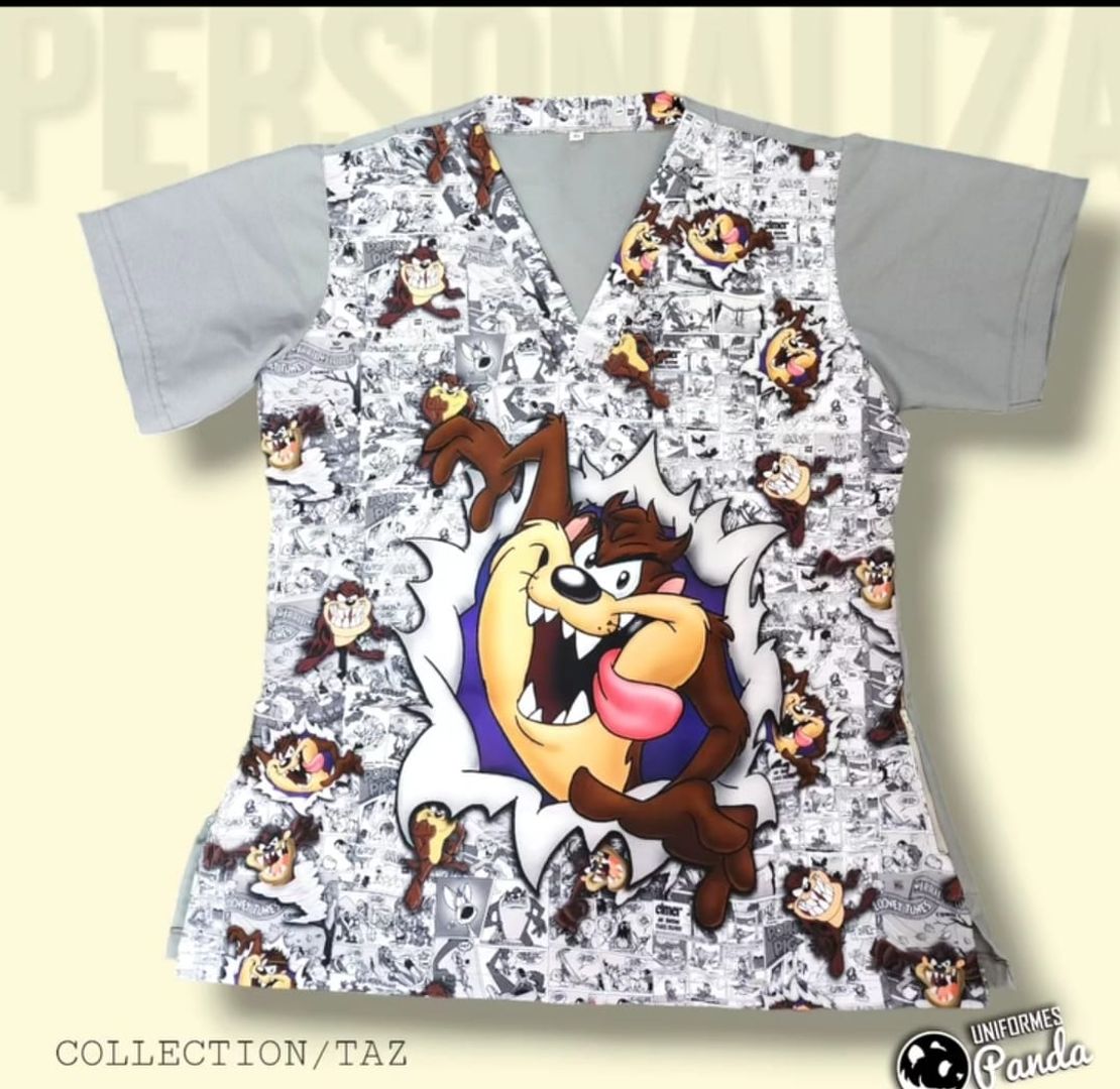 Uniforme antifluido estampado en frente