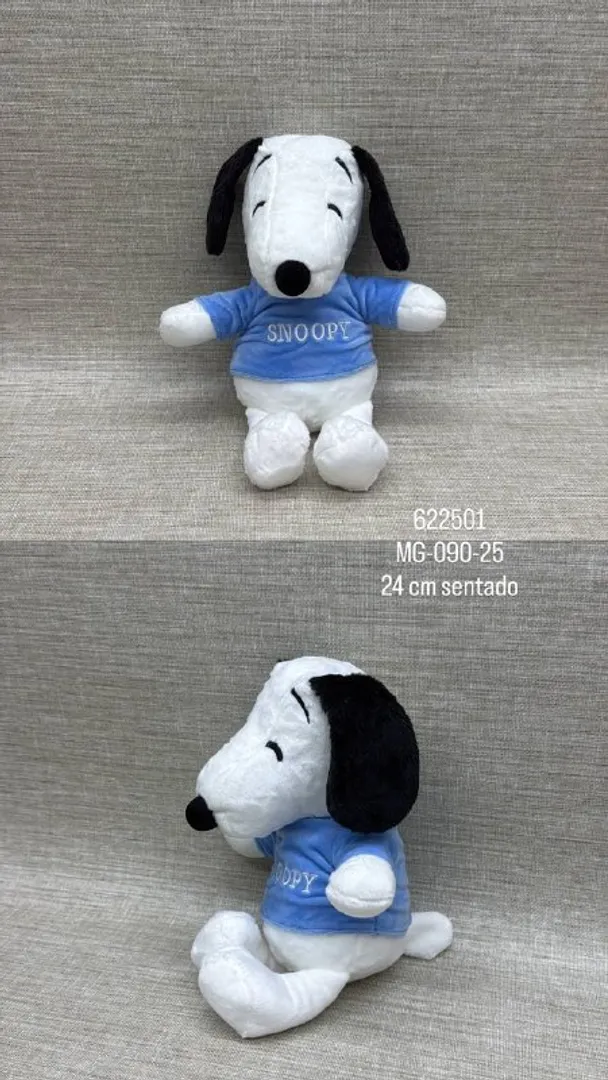 SNOOPY CON BUZO AZUL 24 CM