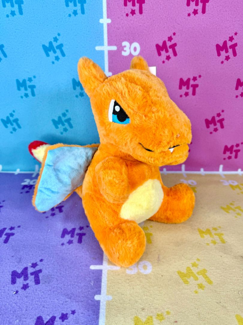 Charizard peludito 30cm IGV