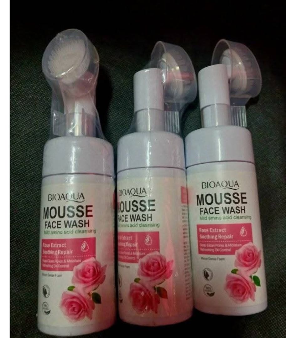 337A -JABON ESPUMA CON CEPILLO ROSAS 