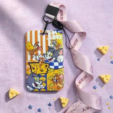 Imagen del producto PORTACARNET TOM & JERRY CON CORREA