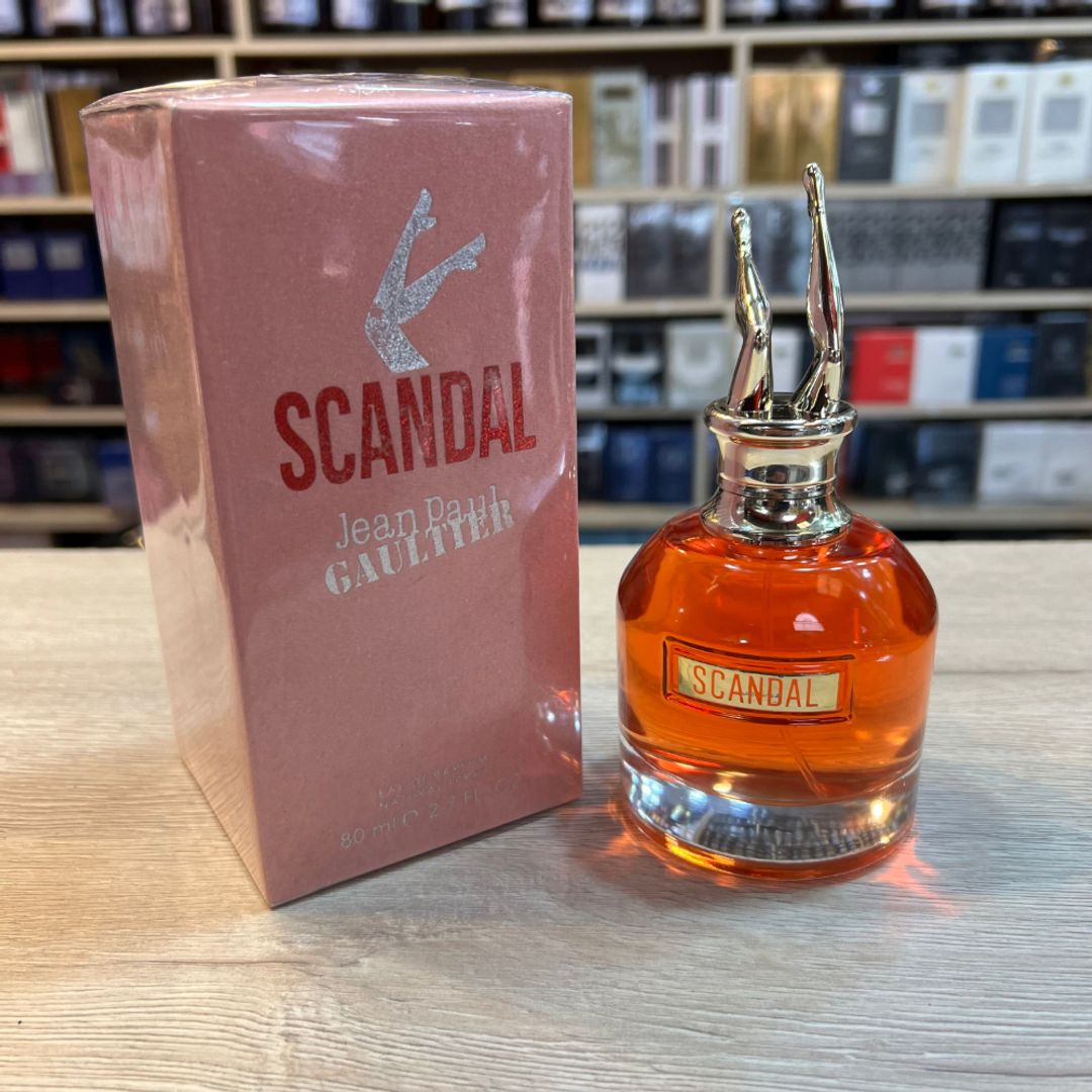 SCANDAL DAMA