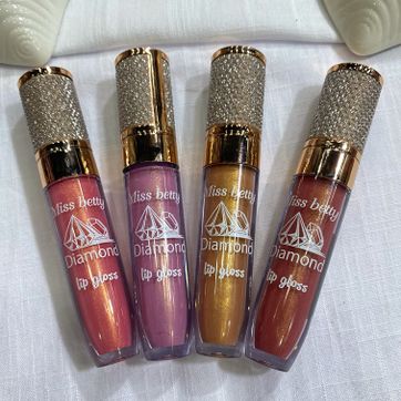 Brillo de labios con un poco de color  - imagen 1