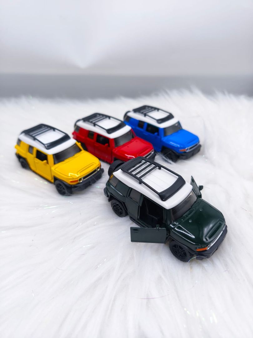 CAMIONETA METALICA (Toyota FJ Cruiser)