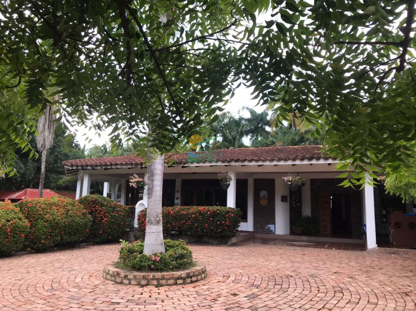 MELGAR |20|30 PERSONAS