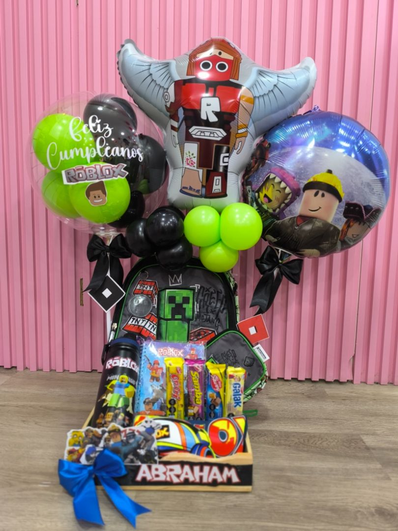 ARREGLOS CON GLOBOS ROBLOX