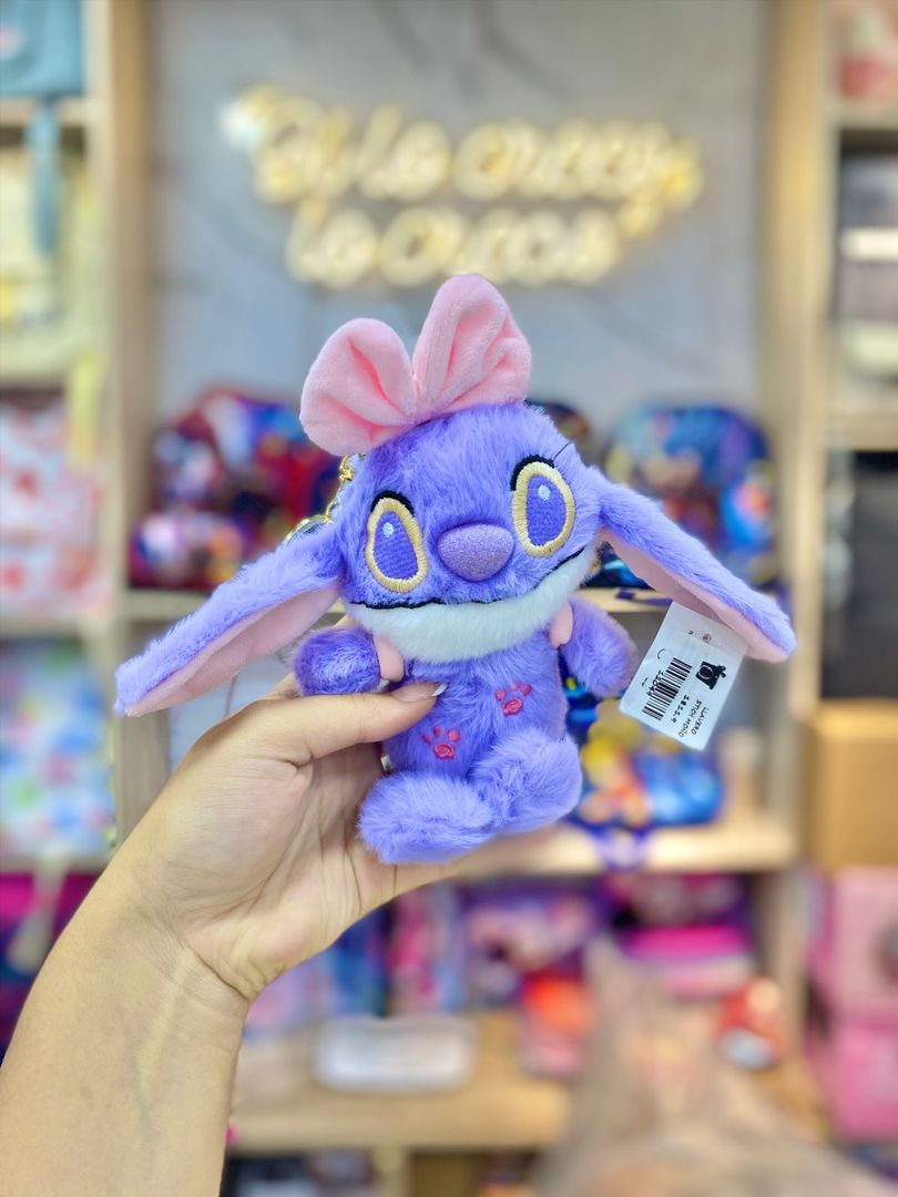 LLAVERO STITCH MORADO CON MOÑO 
