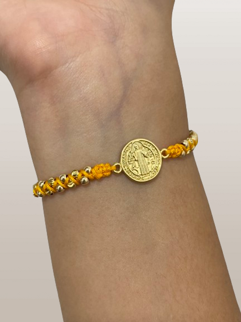 Pulsera San Benito balin liso e italiano 3mm tejido macramé 