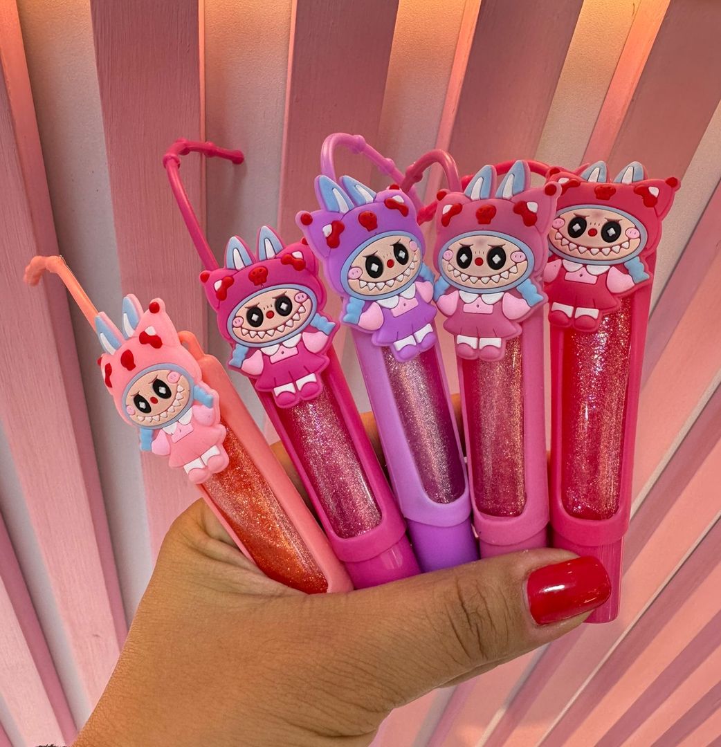 Lip gloss labubu 