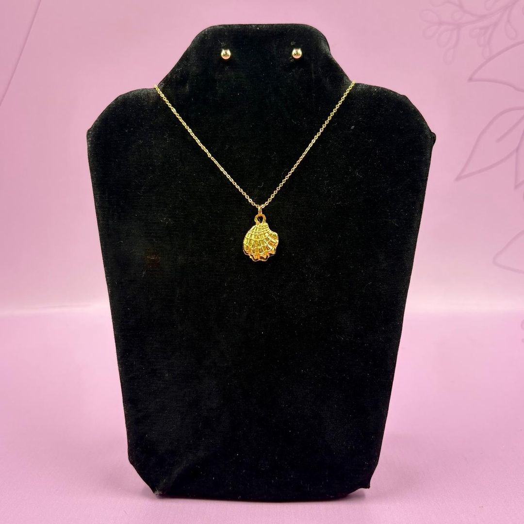 COLLAR + ARETAS CONCHA DE MAR