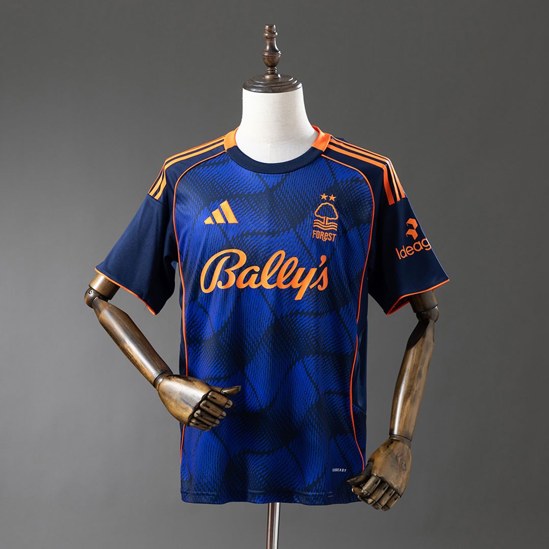 Nottingham Forest Casa - Visita - Tercera 2025-26