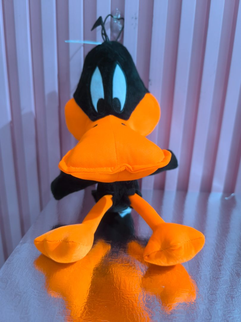 LOONEY TUNES