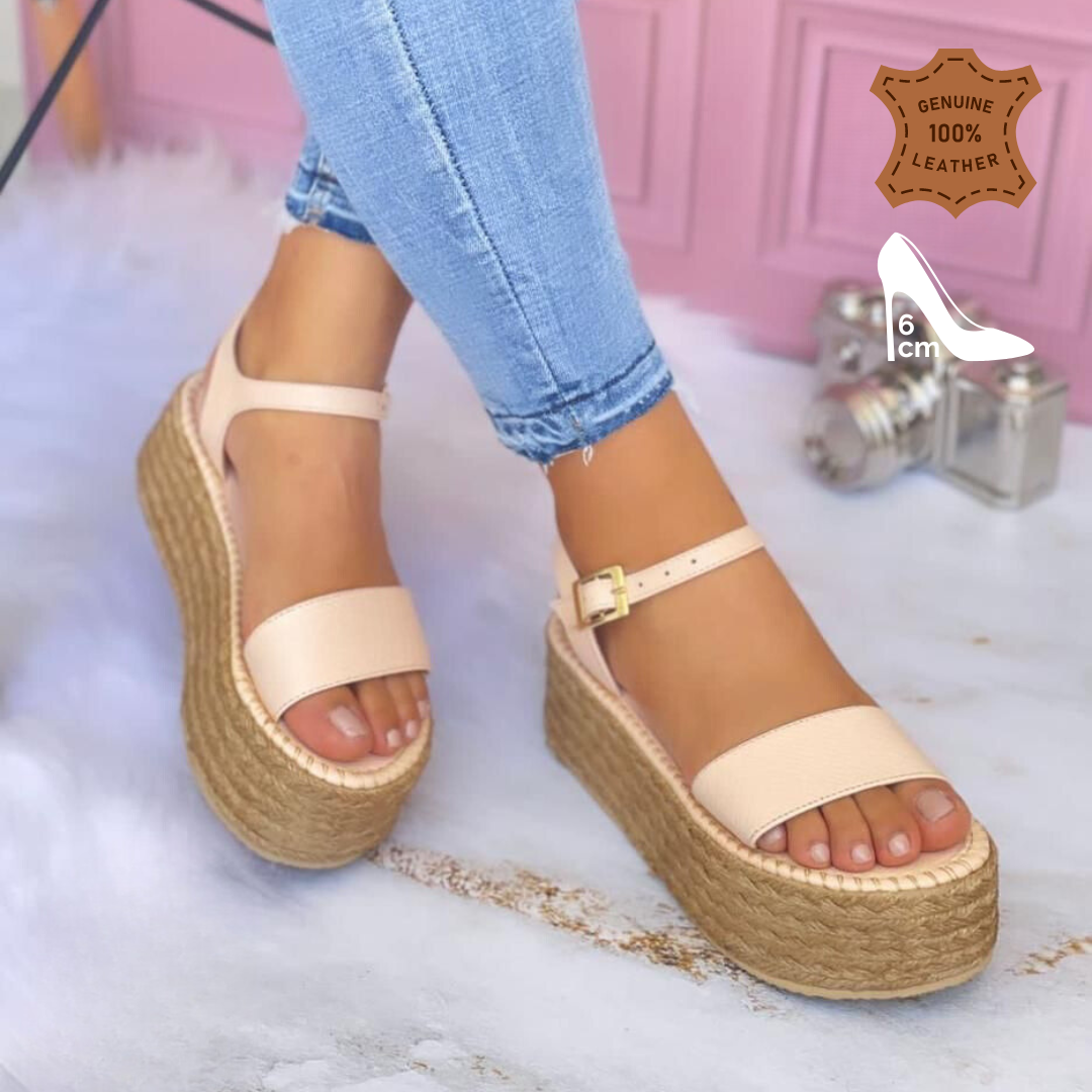 Sandalia en cuero 100%