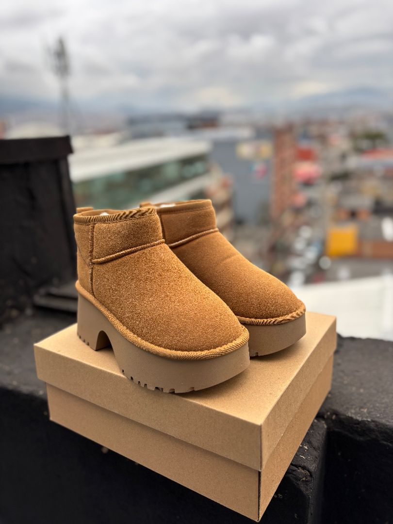 BOTAS ALTAS PKT TIPO UGG