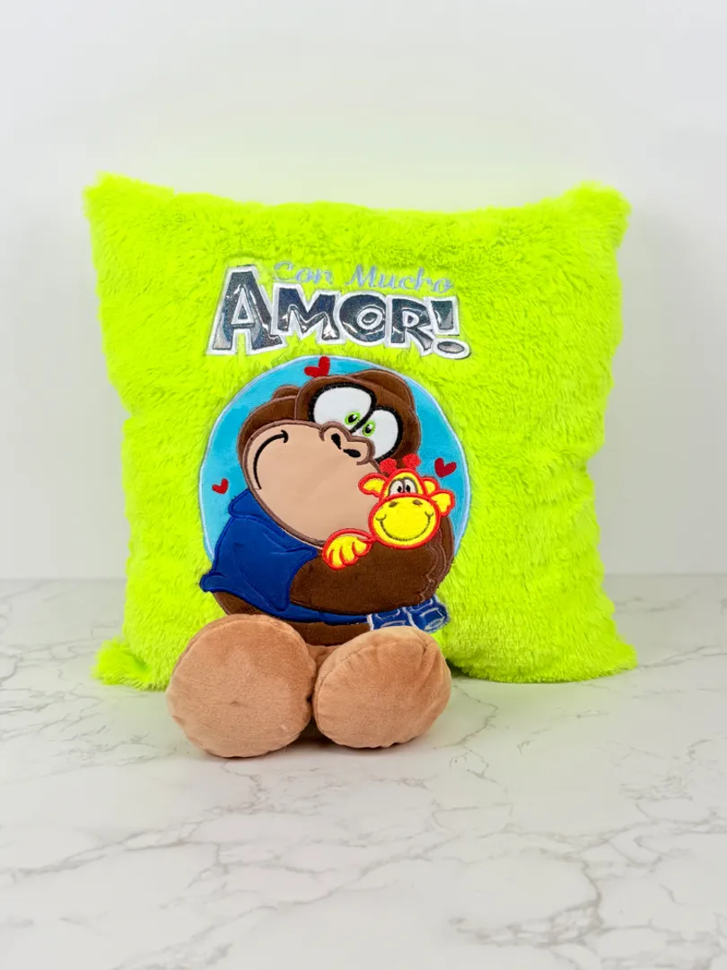 COJINES DE PATAS 40*40