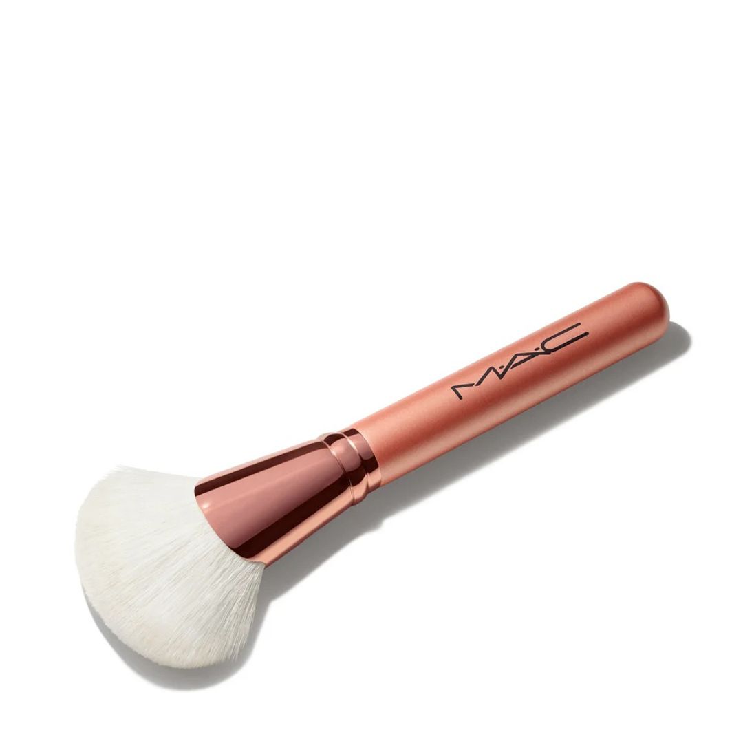 Brocha para Bronceador Sintética Fan Brush 143S 