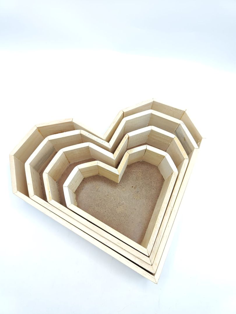 Juego de cajas de madera corazón x 4 