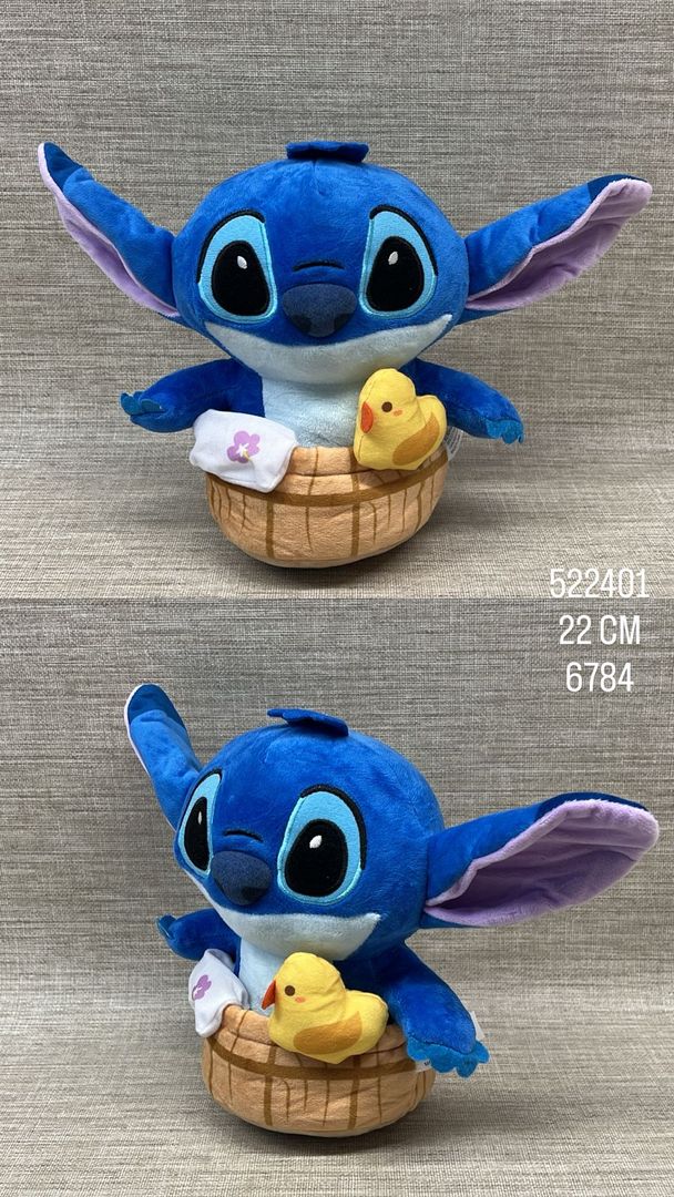 STITCH BAÑO DE PATICO 22 CM 