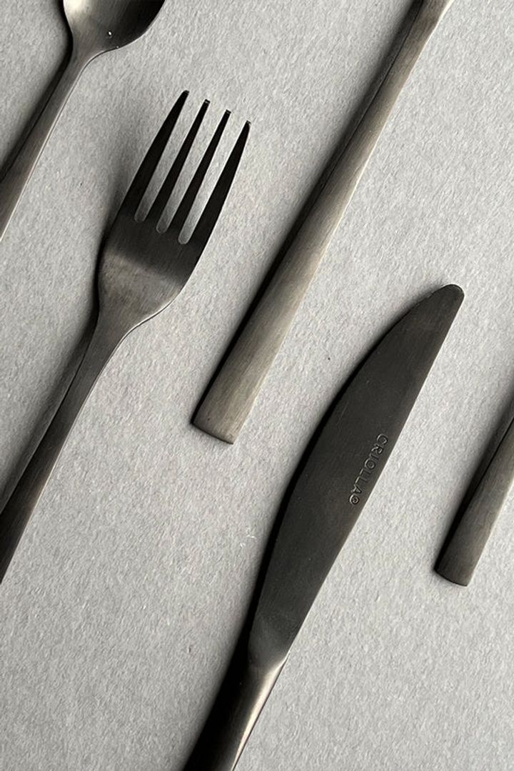 CUBIERTOS 20 PIEZAS NEGRO MATE 