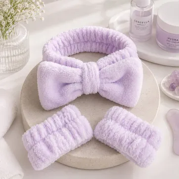 Imagen del producto SET SKIN CARE DIADEMA + MUÑEQUERAS LILA