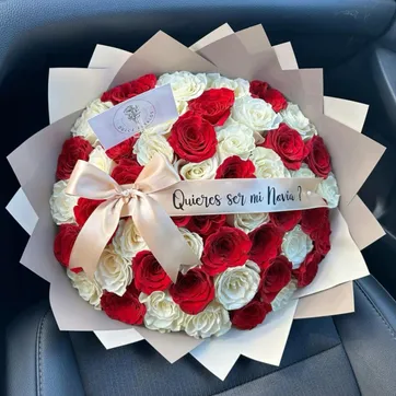 Imagen del producto 50 ROSAS