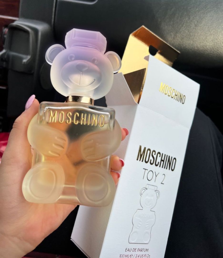 Perfume 1.1 MOSCHINO TOY 2