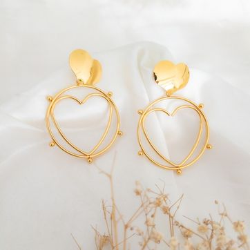 Imagen del producto ARETE DE CORAZÓN CON ARO Y BALINES 