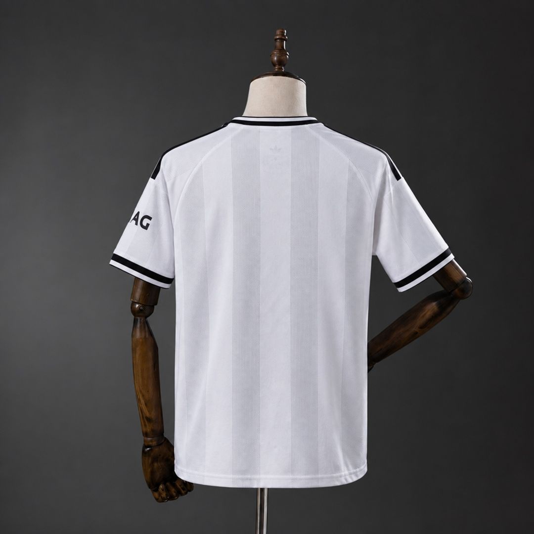 Eintracht Frankfurt 2026-27 Manga Corta Fan
