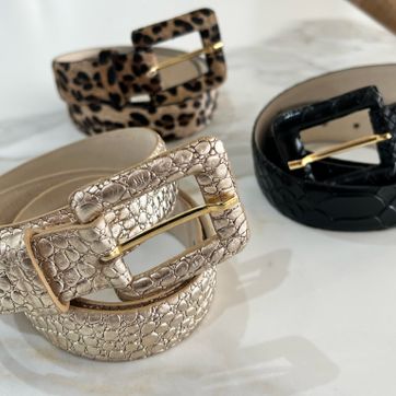 Hebillas en cuero - imagen 1