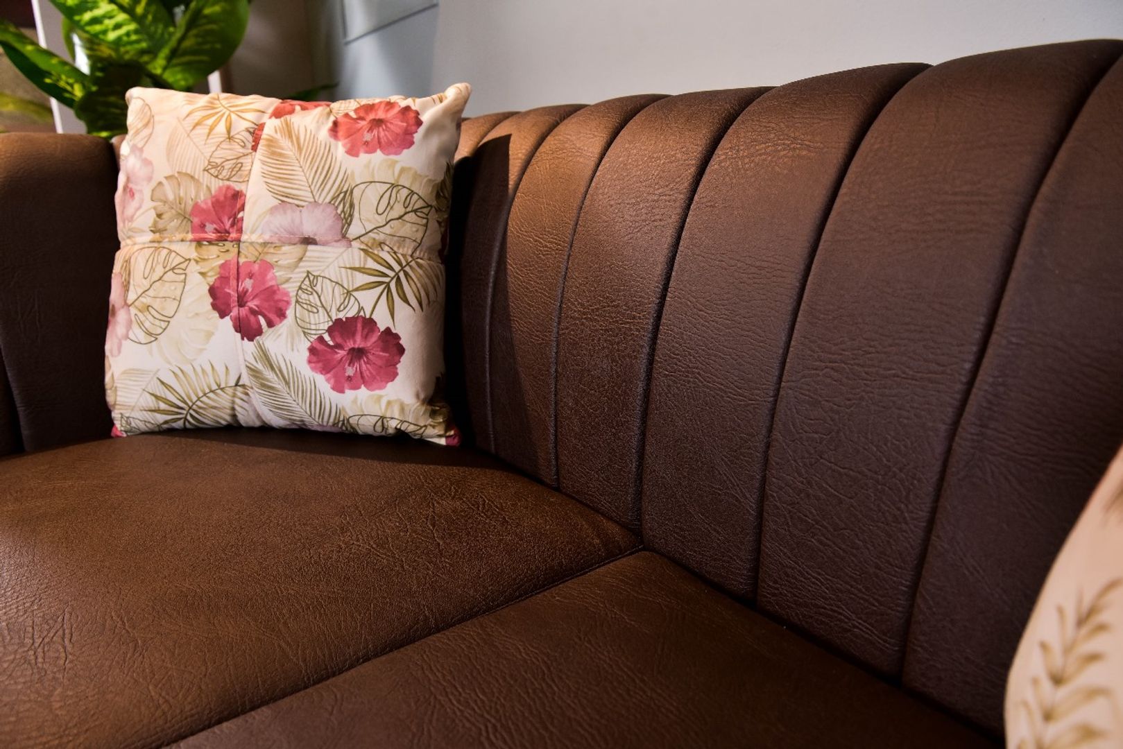 SALA PLATINO PRANNA CHOCOLATE Y BEIGE