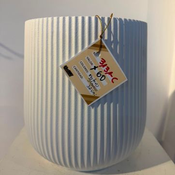 Imagen del producto MATERO TALLADO PLASTICO PEQUEÑO BLANCO
