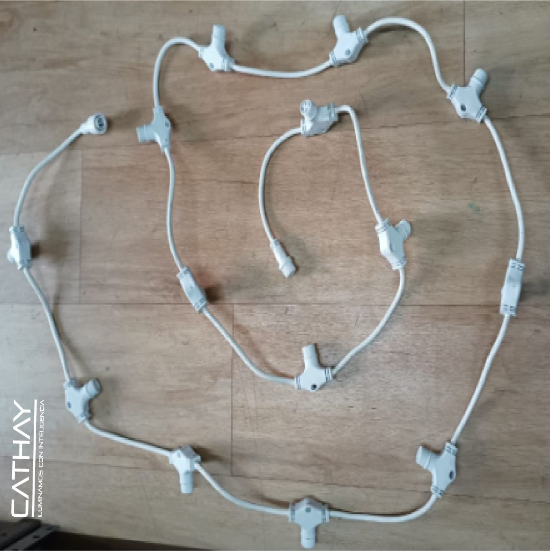 TIRA DE CONECTORES EN T 2 MTS 10 SALIDAS